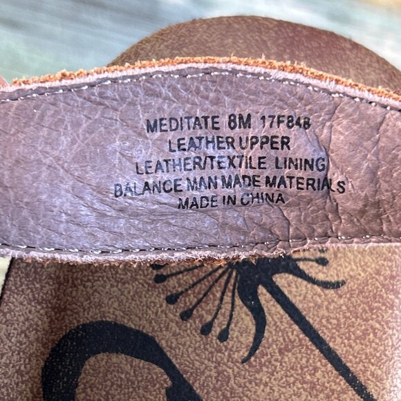 OTBT Meditate Thong Sandals Womens 8M Gray Leather Wedge Slingback Whipstitch - Picture 12 of 12